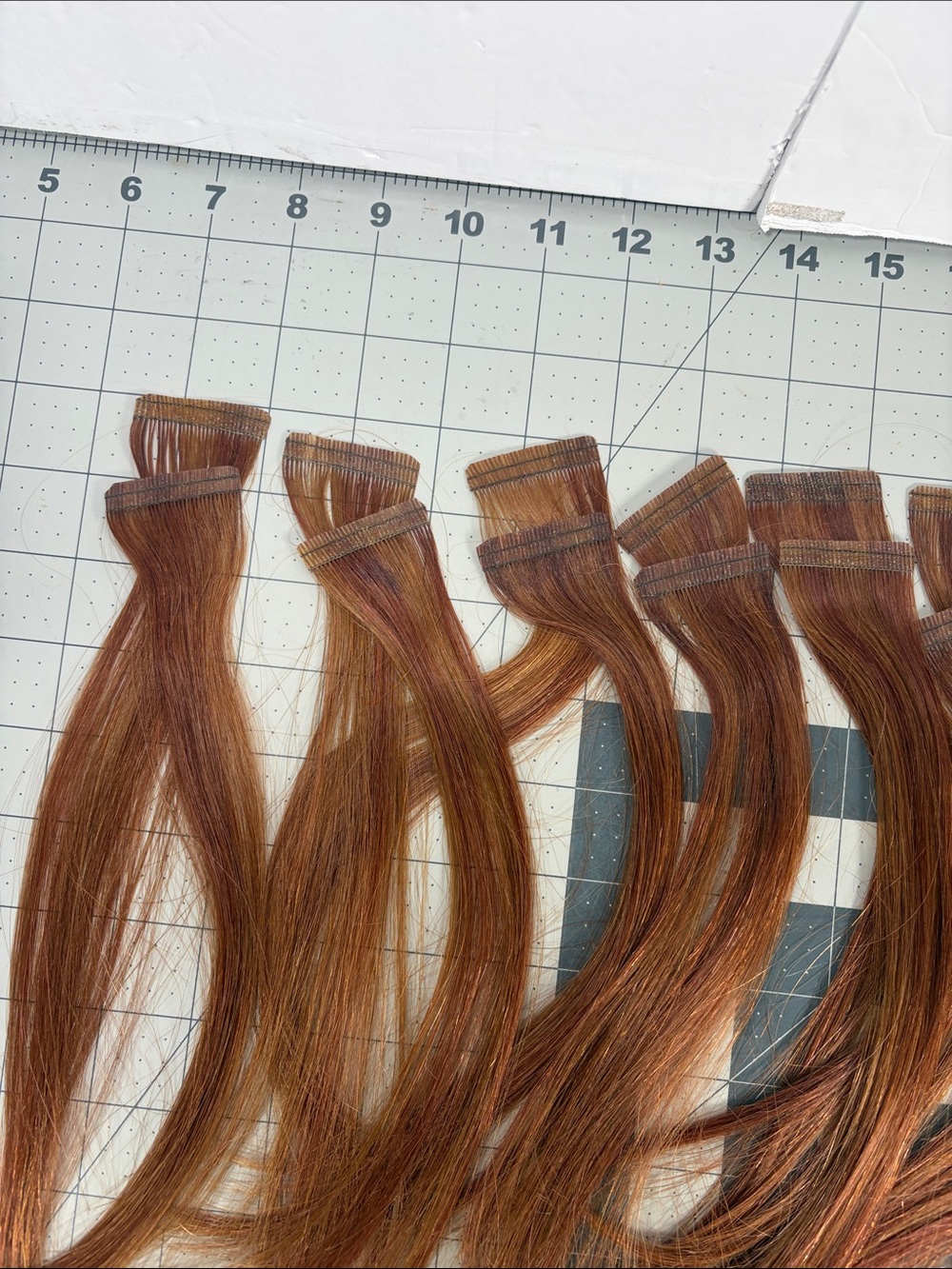 Human Hair Tape In Extensions 12-13” Auburn Copper Brown Pre-Owned 20 pieces - Picture 4 of 9